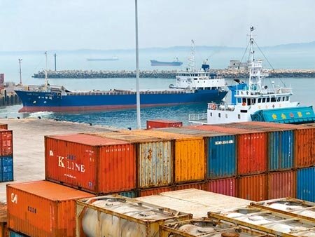 金門料羅港規畫設立「海運快遞貨物專區」，打造兩岸電商物流中心。（李金生攝） 