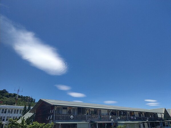 台東縣大武鄉今天上午出現焚風，最高溫來到37.1度。記者尤聰光／攝影