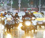 節能減碳進行式　低碳交通勢在必行