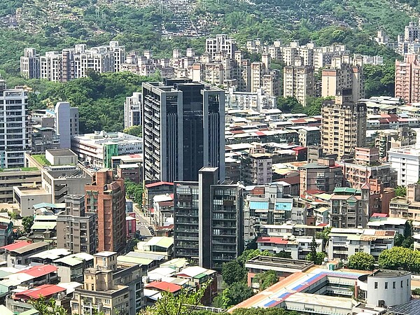 住宅遇火警大樓較透天易逃難？民眾點出關鍵並非住宅類型，而是住戶逃生意識。圖／好房網News記者黃暐迪攝影