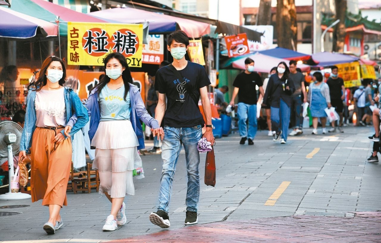 一九六八熱點惹議,台南市希望全市廿四處熱點全數刪除,包含赤崁樓、安平老街(圖)、烏山頭水庫、關子嶺、十鼓仁糖文創園區等。 圖/聯合報系資料照片