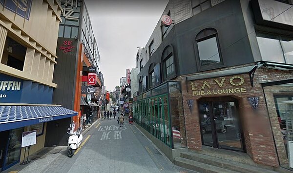 南韓首爾梨泰院的夜店發生新冠肺炎群聚感染後,市政府下令關閉所有夜店和酒吧。圖/翻攝自Google Map