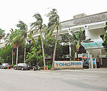 悠活退房潮　300員工鬱卒怕裁員