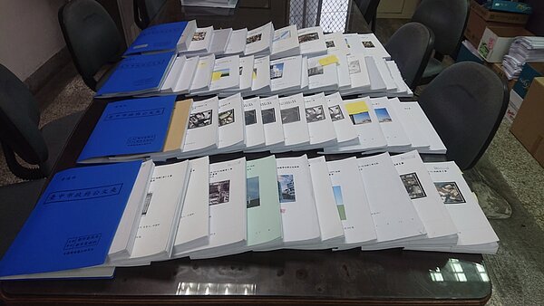 最近兩周趕申請危老重建案，申請件數爆量。圖／台中市都發局提供