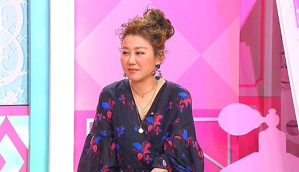 藍心湄今錄「女人我最大」,對於店即將收掉,她不予回應。圖/TVBS提供