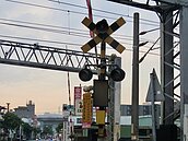 10年124人魂斷平交道　八成違規者：等2分鐘就沒耐心