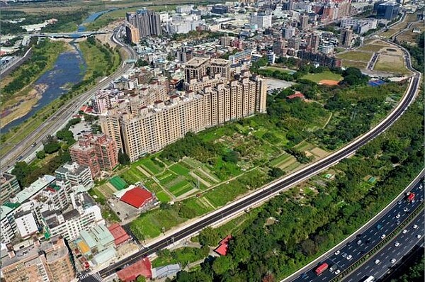 新北市土城重劃區近年機能逐步進駐,利多消息讓不少民眾對當地房市感興趣,但其實建商透露許多好物件早已偷偷完銷。圖/新北市政府提供