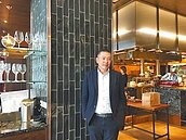 總經理吳昕陽開抗疫藥方　新光三越90天轉骨