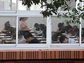 國中會考　考生：地球暖化與太陽能入題非常靈活