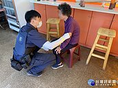 想吃蘿蔔糕　8旬老婦迷途、暖警協助返家