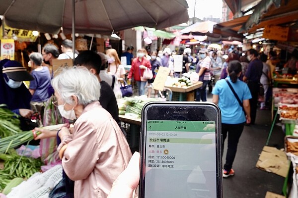 超過30年歷史的北投市場,匯集庶民小吃,選舉期間,更是政治人物兵家必爭之地。 圖/聯合報系資料照片