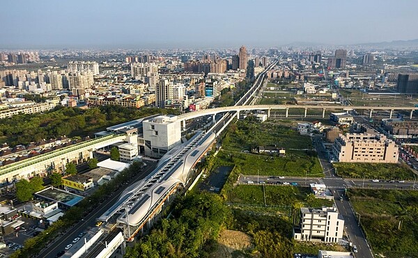 大型公共建設是帶動區域發展的指標，更是房市興盛的關鍵。圖／富宇建設提供