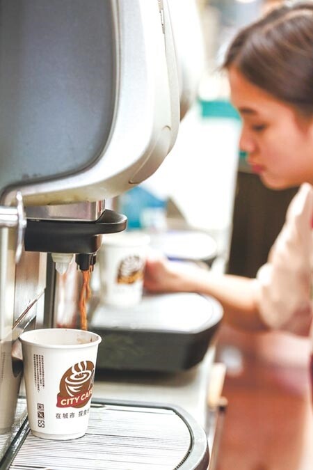 
7-ELEVEN旗下CITY CAFE一年熱銷逾3.2億杯，換算平均每天開門營業就賣出87.7萬杯，規模驚人。圖／本報資料照片
 