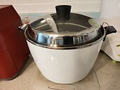 「口罩復活法」熱議　高醫大教授：烘或蒸消毒都能再用