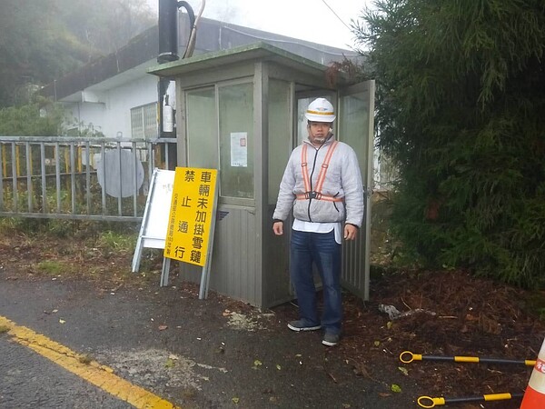 台14甲翠峰到大禹嶺下午到明晨封閉。圖/公路總局提供