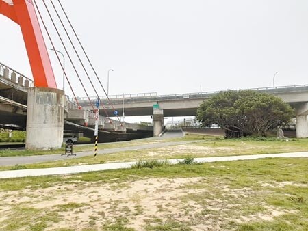 新竹市政府將改善往新竹左岸的3大出入口,以期讓市民更便利親近水岸。圖/記者莊旻靜攝影