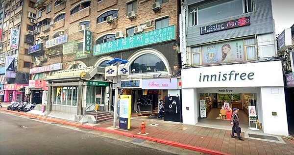 陳時中妻子孫琬玲投資位在捷運公館站的「博齡牙醫診所」。圖/google map
