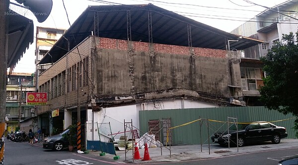 新店北新段簡易都更重建前畫面。照片新北市都更處提供