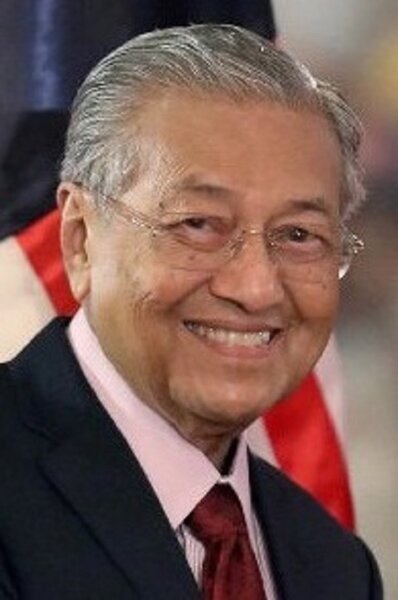馬來西亞總理馬哈迪廿四日突然宣布辭職。圖／維基百科
