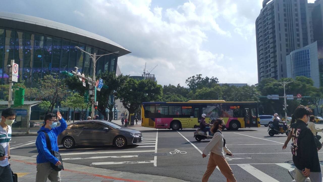 近日各地是溫暖的好天氣。記者董俞佳/攝影