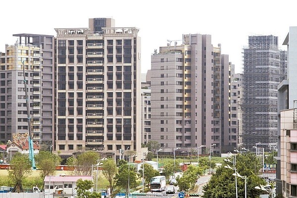 台灣金聯看房市,預期未來兩年整體房價會是「不漲不跌」、一塊鐵板。 圖/聯合報系資料照片