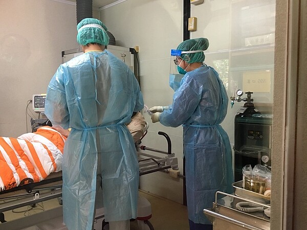 我國新冠肺炎疫情傳出好消息,國內確診個案九例已解除隔離,包含案一、四、五、八、十、十一,十二、十三、十七。圖/本報系資料照