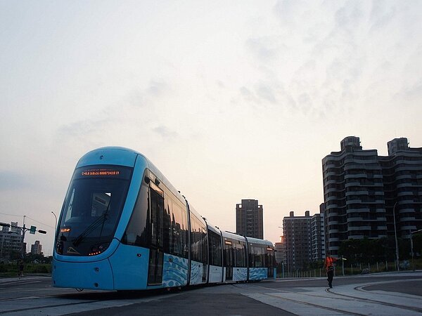 新北市淡海輕軌延長行動支付免費搭乘優惠到5月31日。圖/新北捷運公司提供