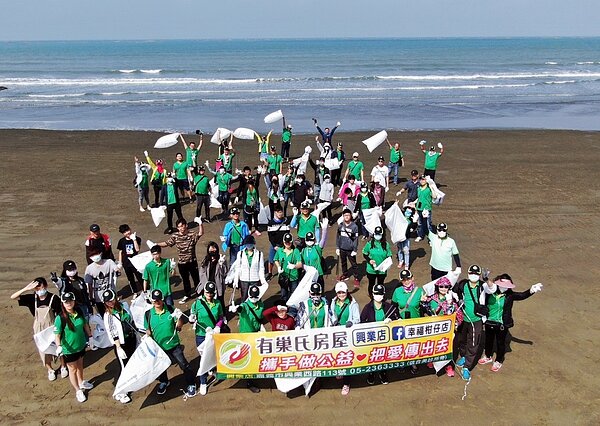 228連假小巢環保尖兵熱血出動淨灘活動!守護嘉義美麗海岸線。