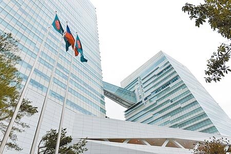 中信銀持續應用AI技術優化服務,廣受民眾好評與國際肯定,榮獲IDC「亞太20大最佳銀行」。圖/本報資料照片