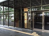 私菸案開庭　華航拋爭點：菸被扣算不算未遂？