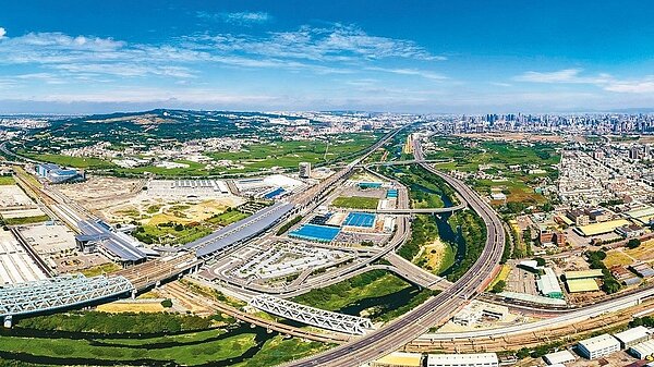 台中市政府提國土計畫，送審議會審議，攸關未來10年發展。 圖／台中市新聞局提供