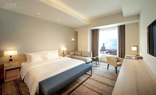 國泰飯店集團的和逸飯店推出「雙人入住限時優惠」,圖為和逸飯店高雄中山館客房。照片國泰飯店集團提供