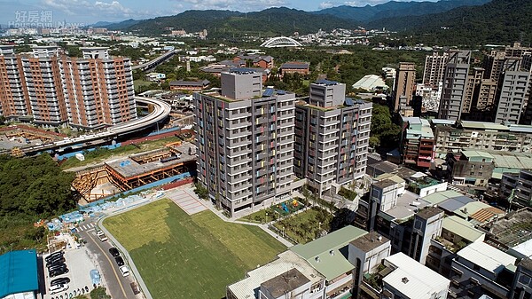 三峽國光青年社會住宅區位佳。