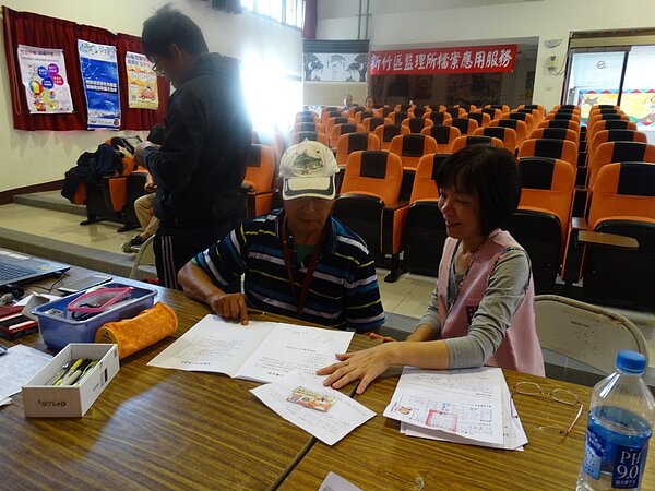 新竹區監理所表示，高齡駕駛人換照下月將逾期，桃竹苗地區仍有近8000人未換照。圖／新竹區監理所提供