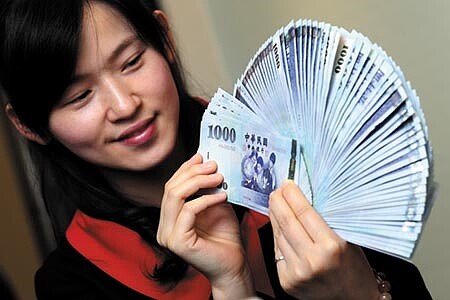 財政部祭出兆元振興專案貸款,細節乏善可陳,恐淪為口號。(本報資料照片)