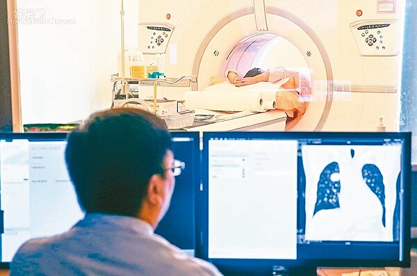 衛福部昨公布一○八年十大死因,癌症連續卅八年居冠。圖/聯合報