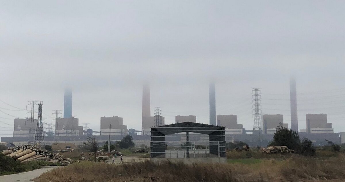 近七成市民反對中火重啟2燃煤機組,中市府籲台電順應民意。圖/台中市政府提供