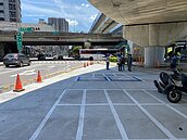 別再違停繳罰單　三重中興橋機車格免費停