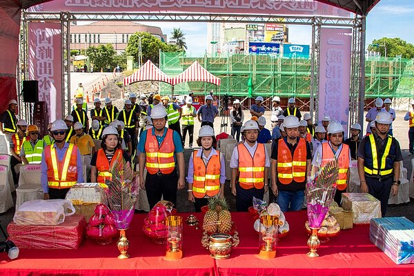 宜蘭橋新橋19日上梁祈福。圖/宜蘭縣政府提供