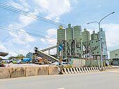 水泥業擬設園區　安定居民反彈