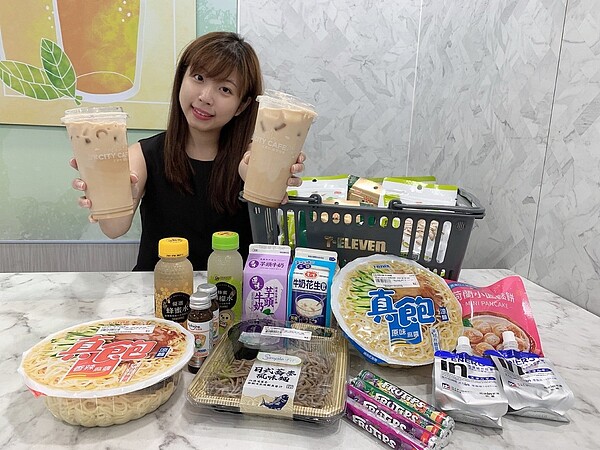 7-ELEVEN即日起精選超過近百款商品推出限時5天的優惠活動。圖/7-ELEVEN提供