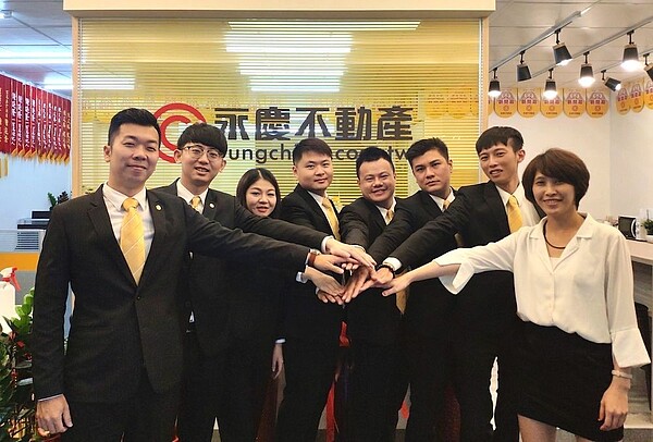 周亞威加入永慶不動產之後,深知打團體戰的重要性。(圖/永慶不動產)