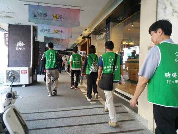 台南市政府辦理109年度「台南市友善騎樓競賽」,要在半年內整頓11條路。圖/台南市工務局提供