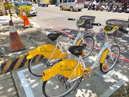 高雄市代理市長楊明州表示,「Love高」授權有爭議,但高市YouBike 2.0等現有設備若已漆上、不會強制更換,律師認為此舉可能觸法。(本報資料照/袁庭堯高雄傳真)