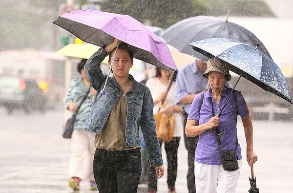 今天(1日)午後對流仍旺盛。圖/聯合報系資料照