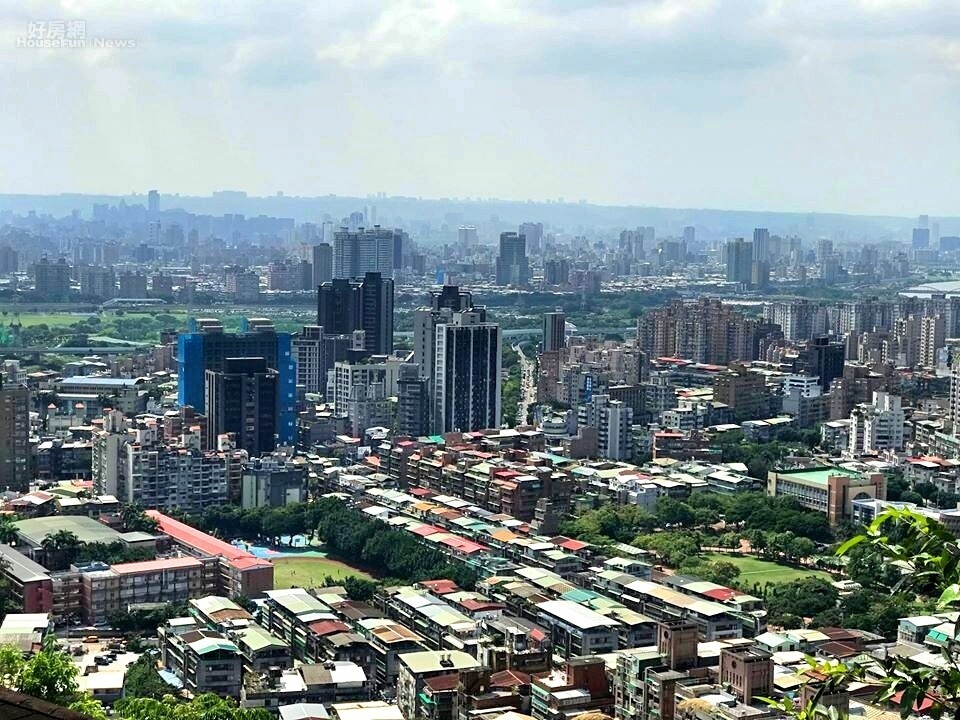 民眾擔憂沒有被動收入,未來若是沒工作繳房貸面臨困難。圖/好房網News記者黃暐迪攝