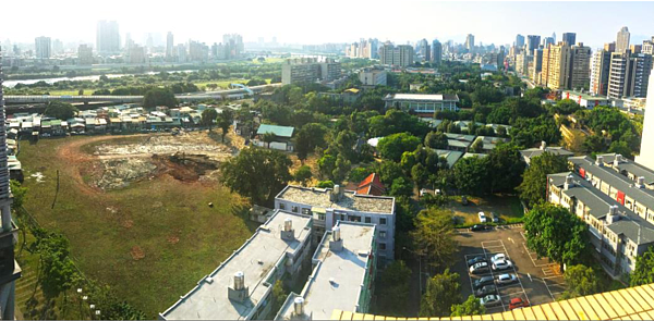 鄰近台北市公館地區的「三總舊址水源地區防災型都更案」,歷經16年仍停擺,北市府透過都市計畫變更,且不排除推動公辦都更。圖/截攝自台北市都發局簡報