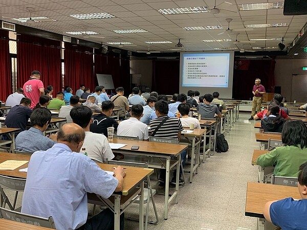 花蓮縣府強化貯存設施污染預防。圖/花蓮縣政府提供