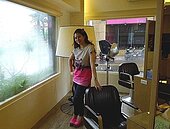 郭靜純300萬開美髮沙龍　挑高六米宛如精品屋