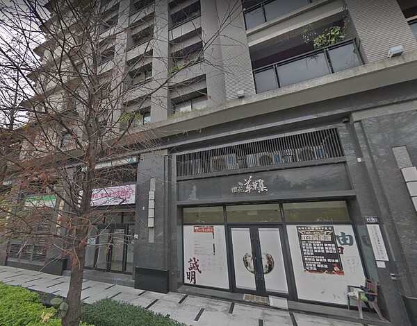 「草葉集」處生活機能成熟的中醫商圈及一中商圈,食衣住行育樂一應俱全。圖/截自Google Maps